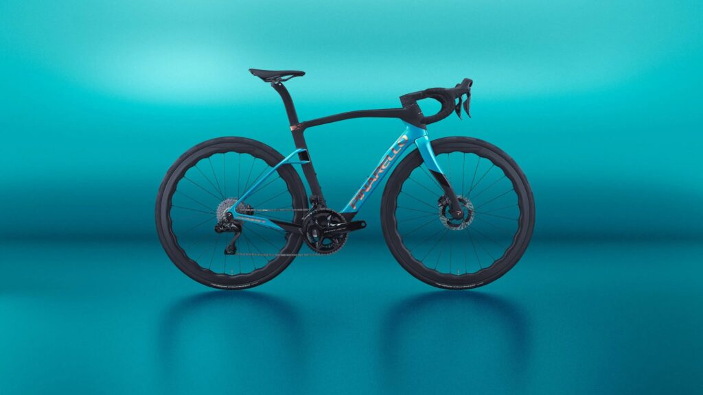 Pinarello Dogma X Aqua Veil
