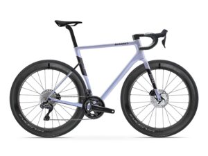 Basso Astra Shimano Ultegra Di2 in Black Opal with Fulcrum Wind 57mm wheels